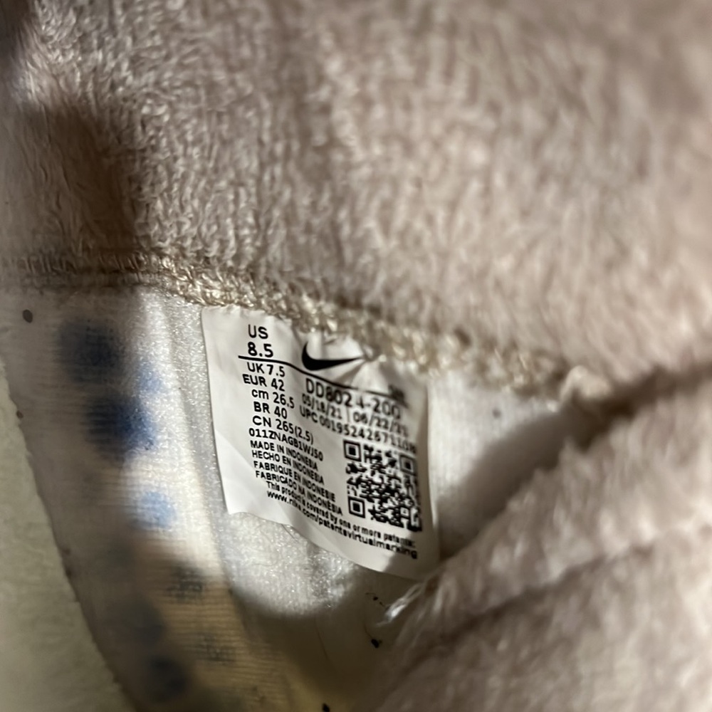 Nike Blazer Mid - image 5